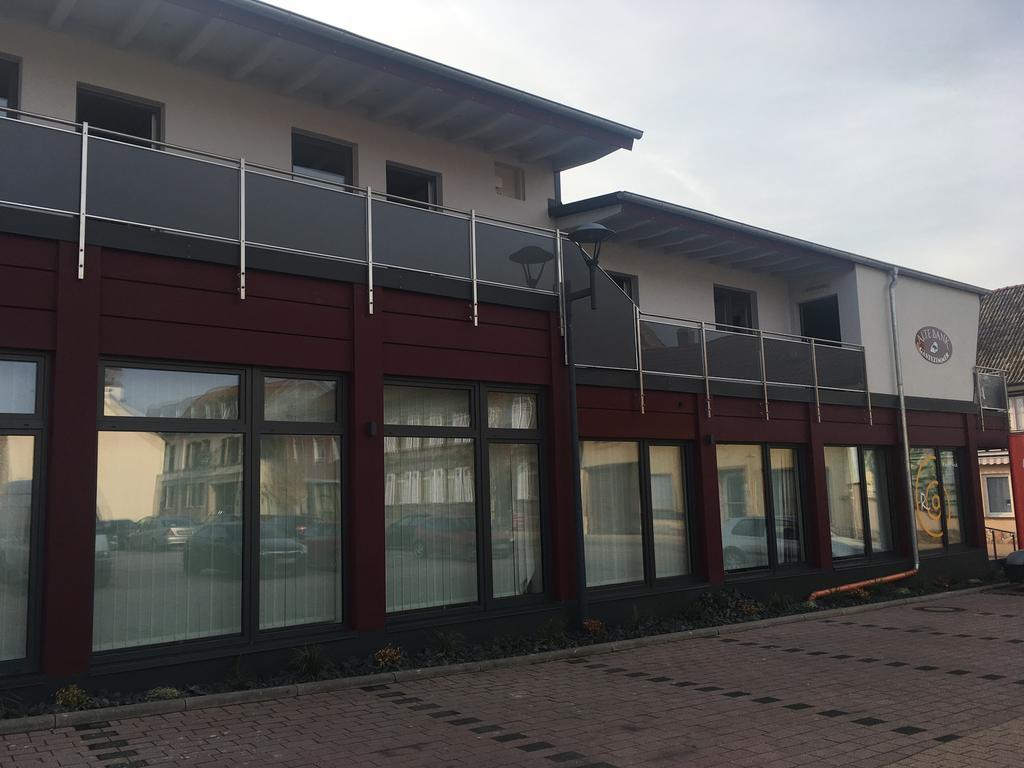 فندق Boardinghouse Alte Bank Wollstein المظهر الخارجي الصورة
